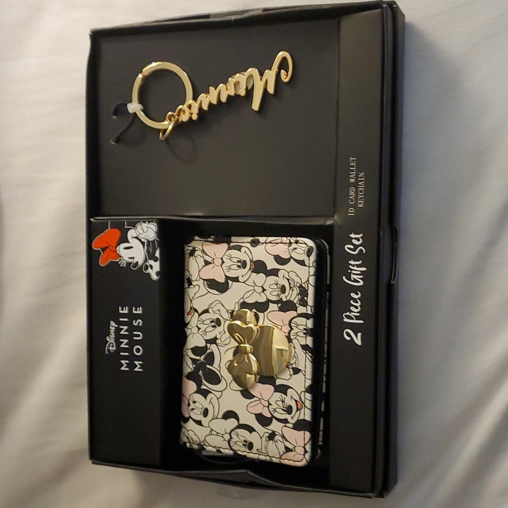 Disney Minnie Mouse ID Card Wallet & Key Chain